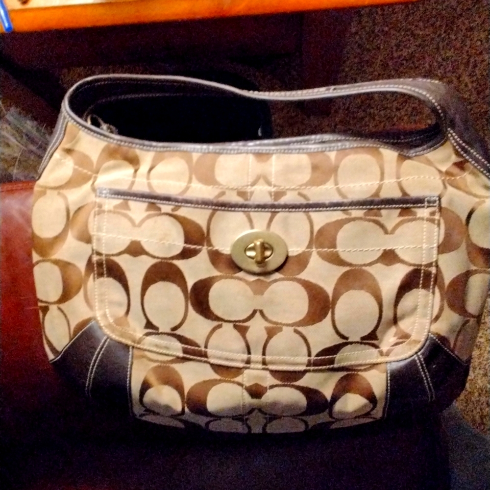 Coach Bag 685-10765